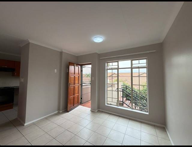 3 BEDROOM PROPERTY TO RENT IN BRENTWOOD PARK